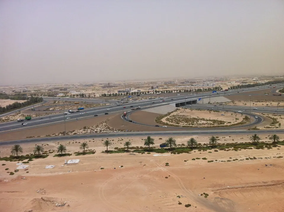 Interchange on Dubai–Al Ain Road surrounded by desert